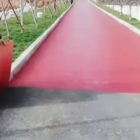 本溪​ 彩色路面喷涂翻新是一种低成本